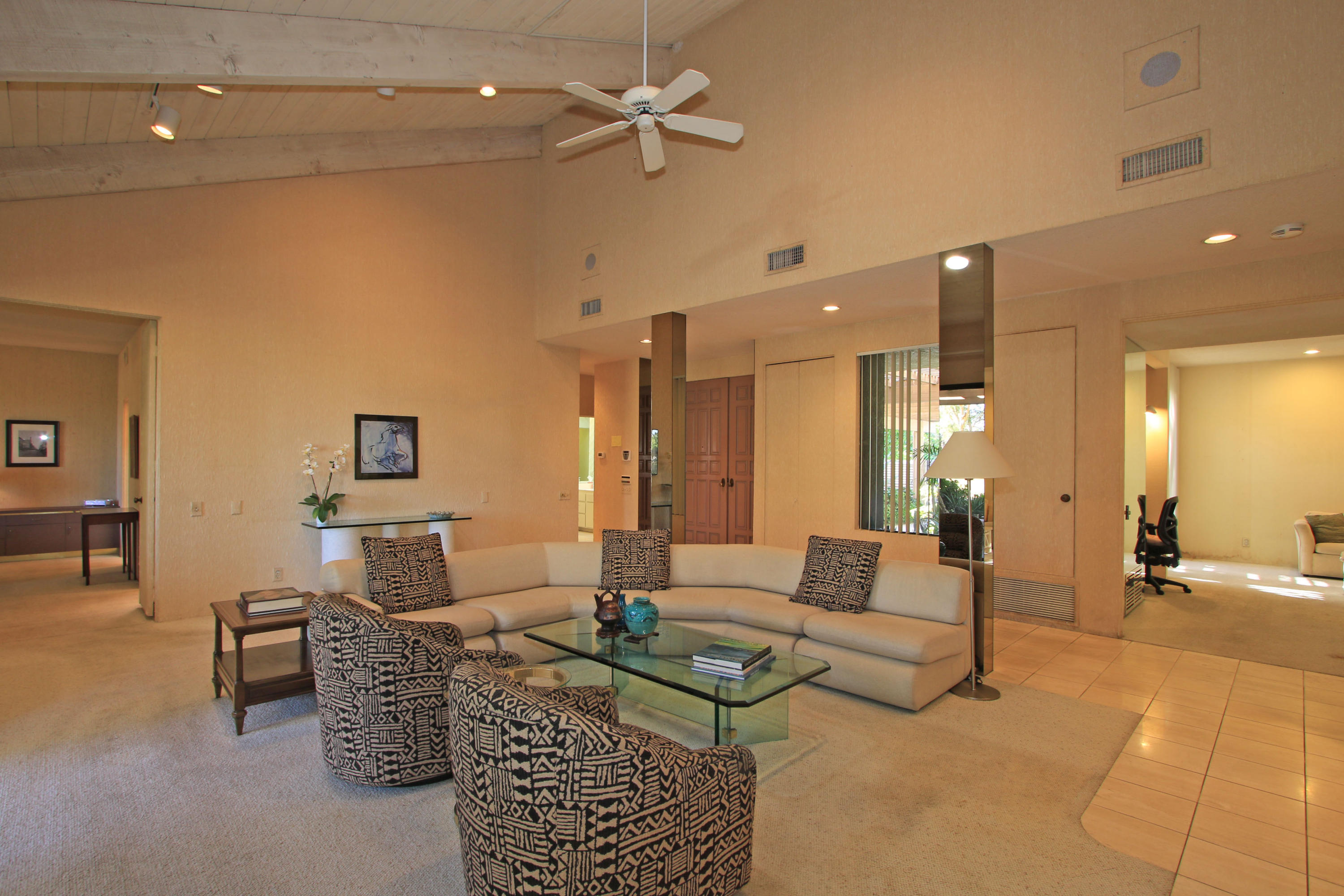924 Inverness Drive Rancho Mirage, CA 92270 - Photo 13 of 44 a living room with furniture