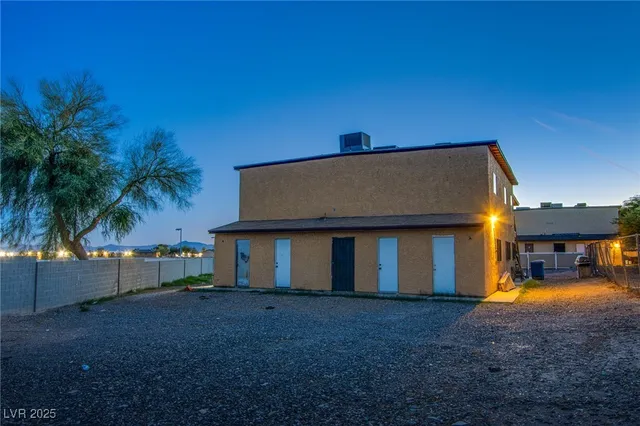 $674,900 | 2308 Seco Adobe Circle, North Las Vegas, NV 89030