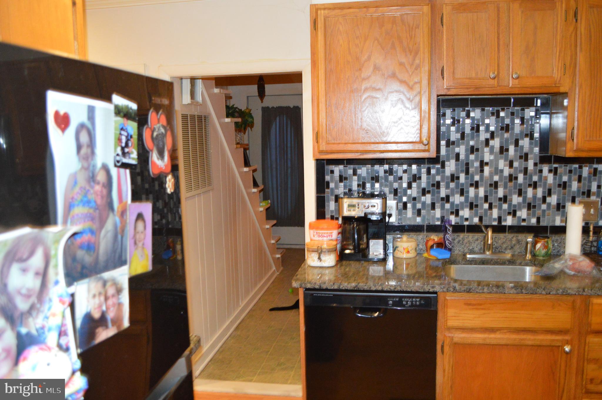 8013 Tick Neck Road Pasadena, MD 21122 - Photo 4 of 13