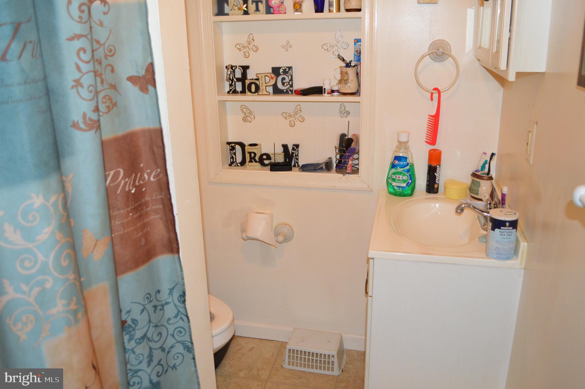 8013 Tick Neck Road Pasadena, MD 21122 - Photo 8 of 13