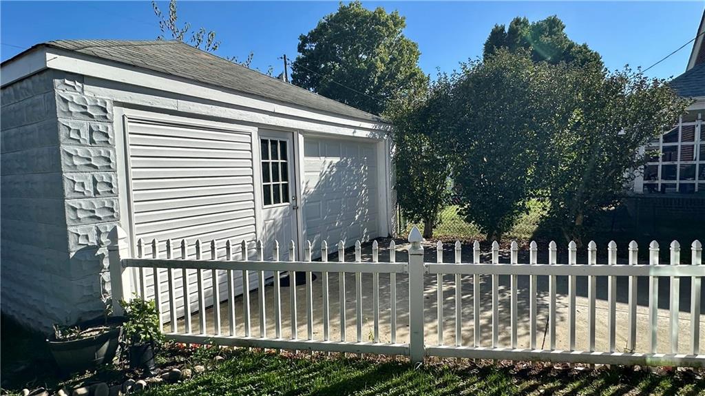 111 South Atlantic Avenue Cheswick, PA 15024 - Photo 41 of 43 a view of a house with a wooden deck
