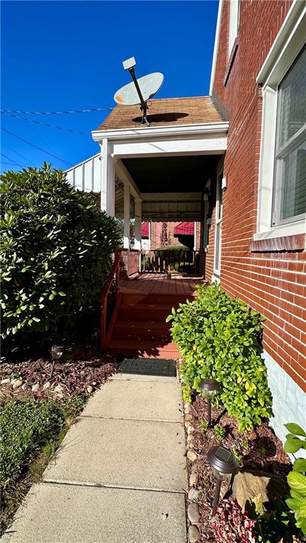 111 South Atlantic Avenue Cheswick, PA 15024 - Photo 8 of 43 a front view of a house with a yard