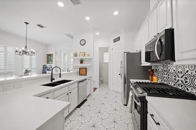 $520,000 | 1330 Malone Street, Houston, TX 77007