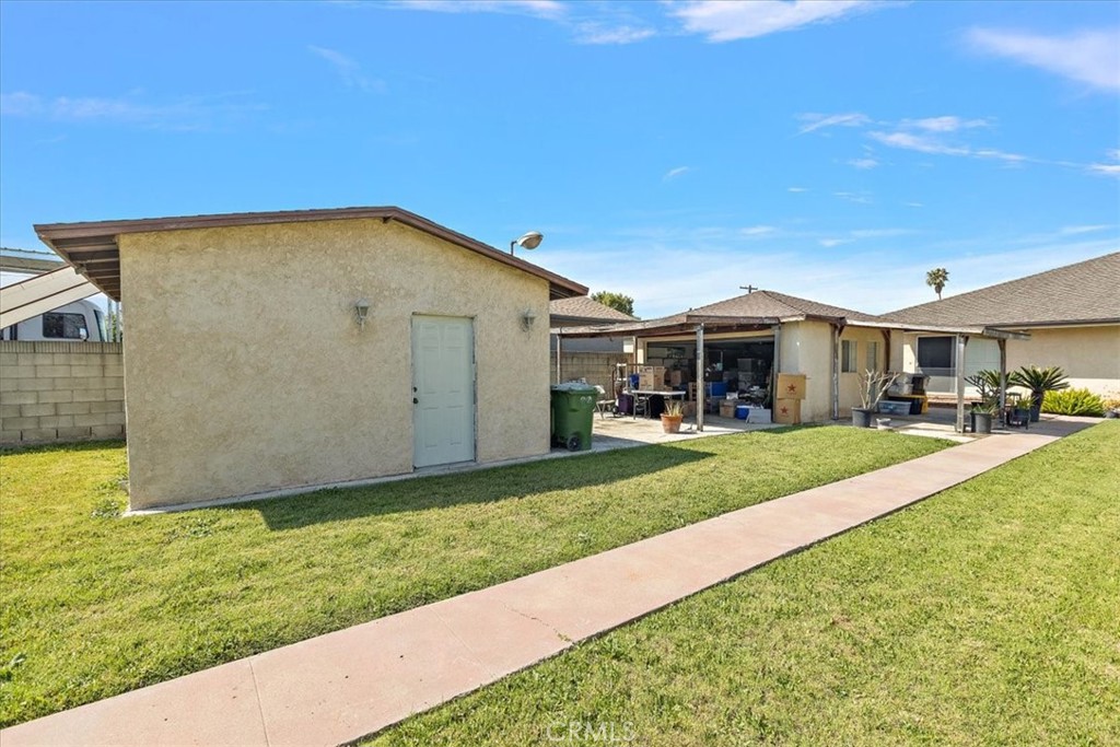 420 West Tichenor Street Compton, CA 90220 - Photo 47 of 53