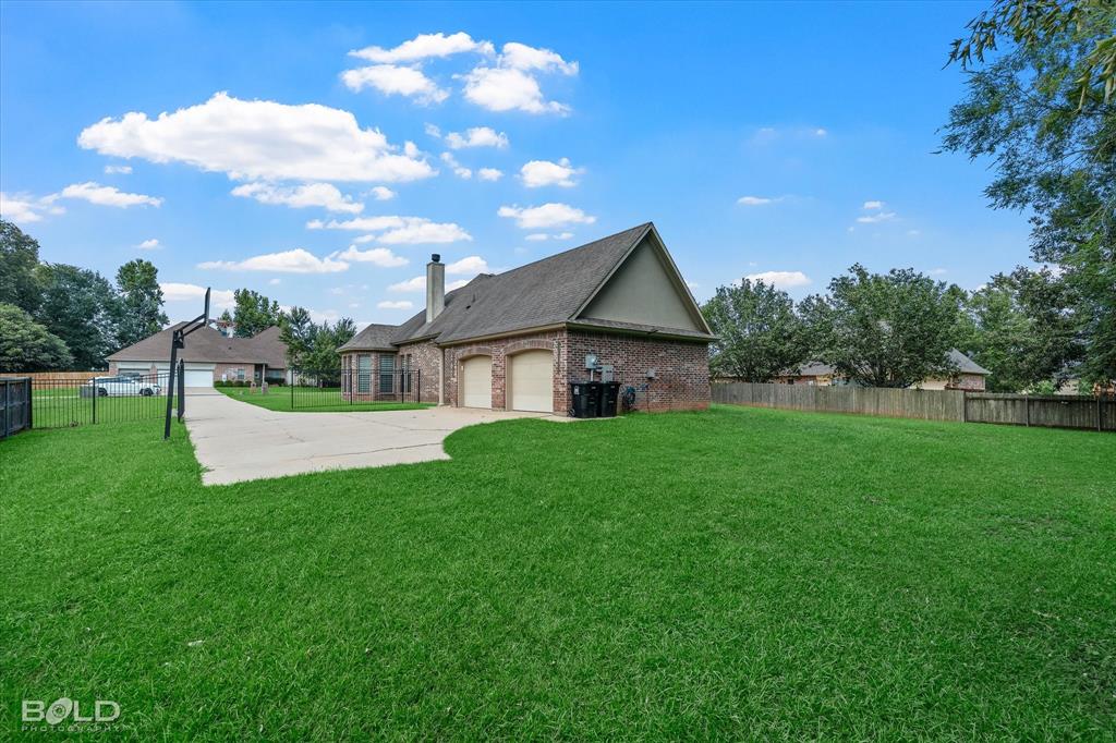 2220 Forest Hills Boulevard Haughton, LA 71037 - Photo 3 of 40