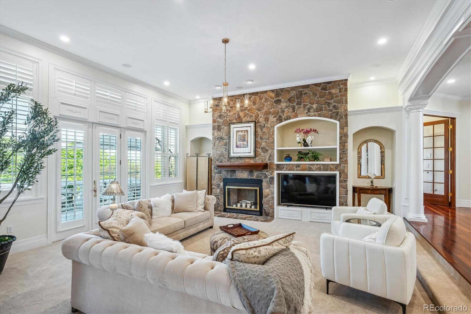 8717 Ridgepointe Drive Castle Pines, CO 80108 - Photo 12 of 50