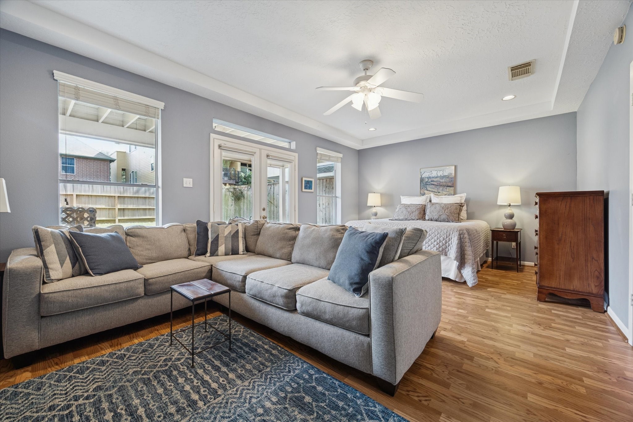 210 Malone Street Houston, TX 77007 - Photo 6 of 35 a living room with furniture and wooden floor