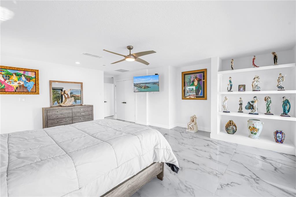 583 Crystal Drive Madeira Beach, FL 33708 - Photo 33 of 100
