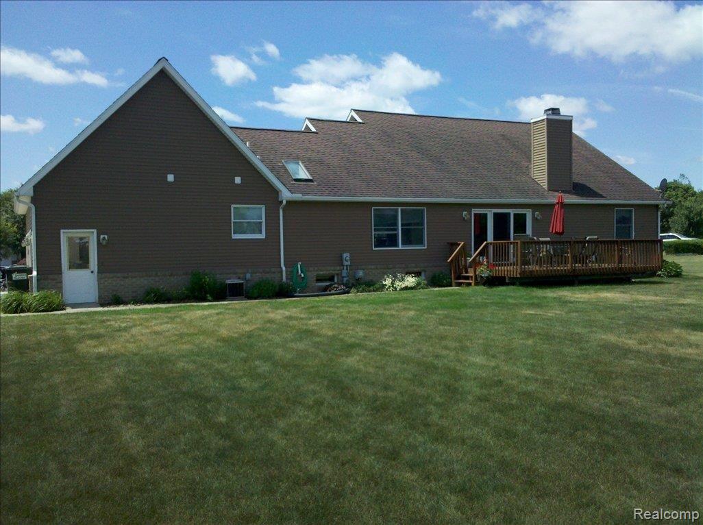 6837 Kestrel Ridge Road Brighton, MI 48116 - Photo 5 of 5 KESTREL BACKYARD