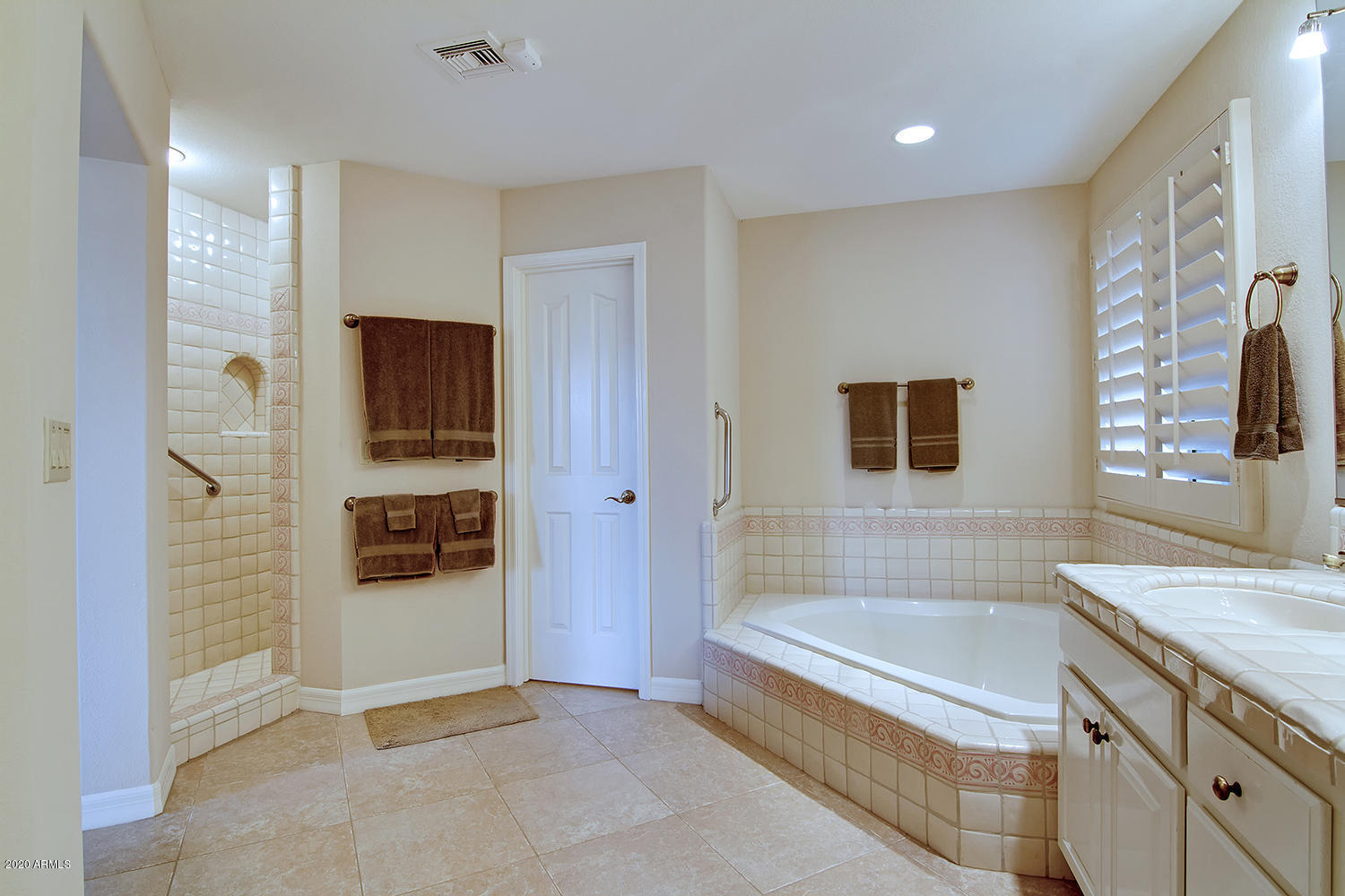 18420 East Flicker Drive Rio Verde, AZ 85263 - Photo 30 of 52 Master bath