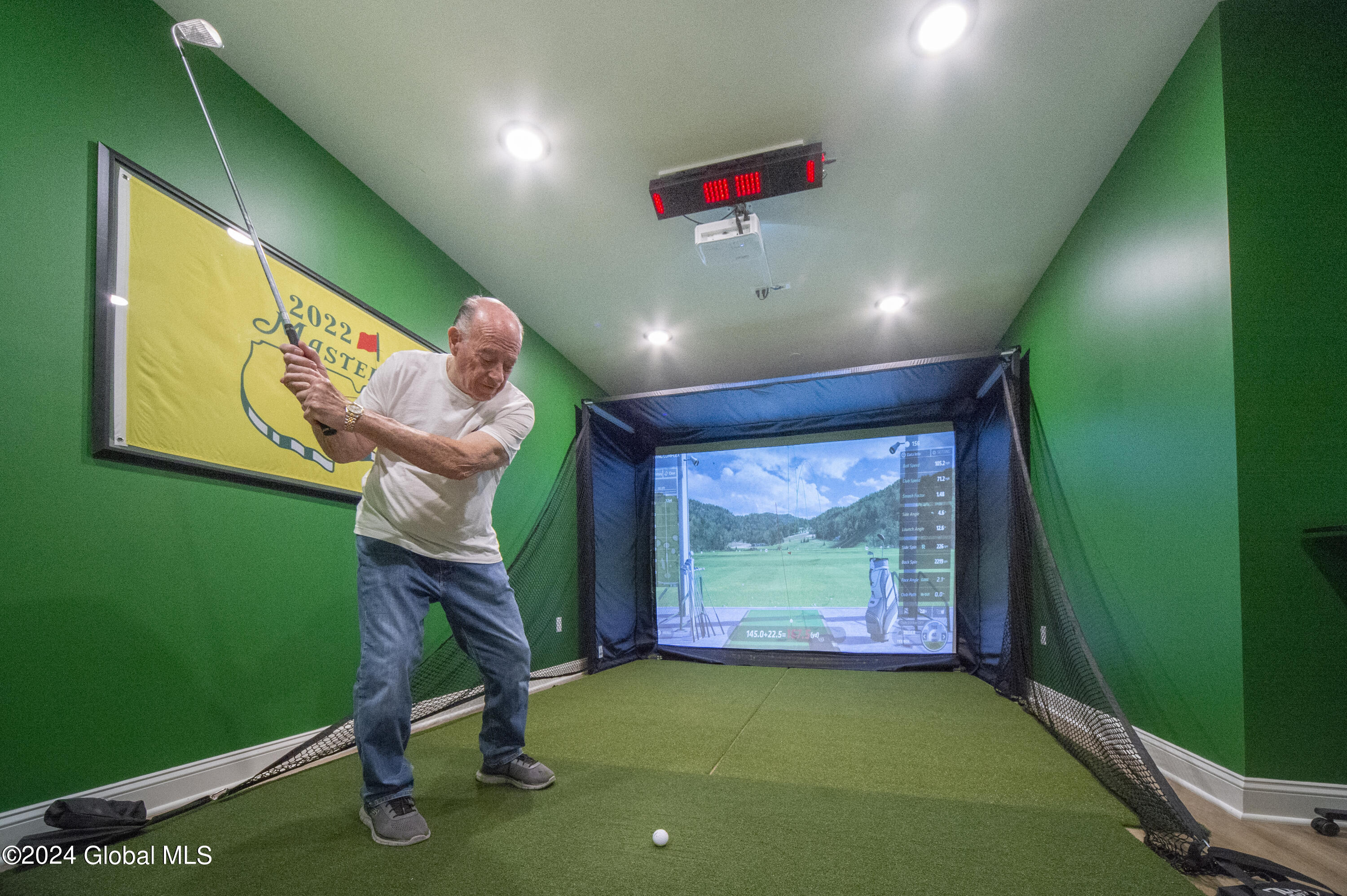 28 Everett Rd Extension Colonie, NY 12205 - Photo 12 of 21 Montage