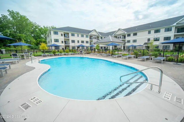 $1,850 | 28 Everett Rd Extension, Colonie, NY 12205