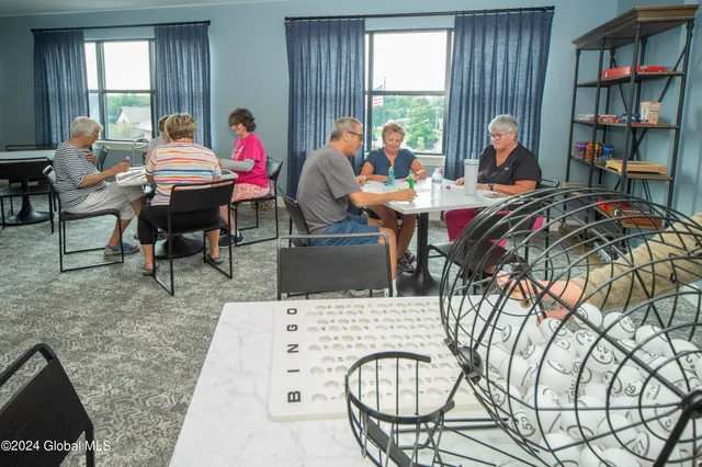 $1,850 | 28 Everett Rd Extension, Colonie, NY 12205