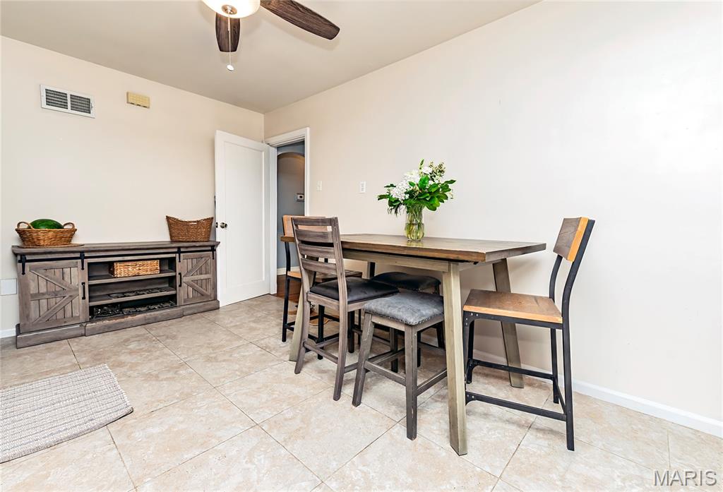 11624 Denny Road St. Louis, MO 63126 - Photo 16 of 62
