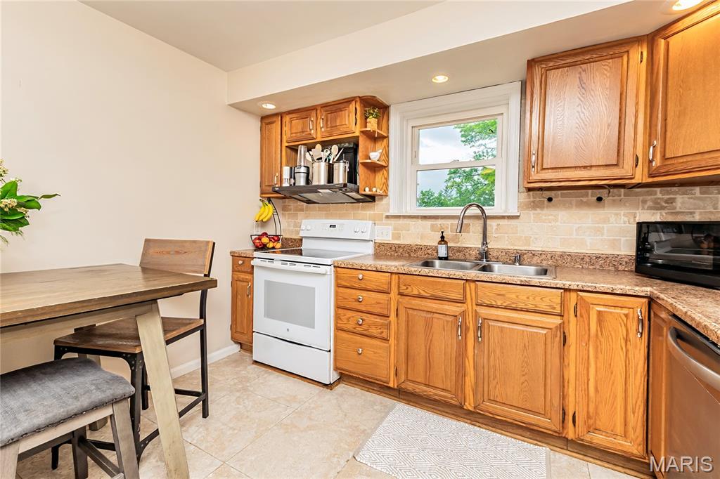 11624 Denny Road St. Louis, MO 63126 - Photo 18 of 62
