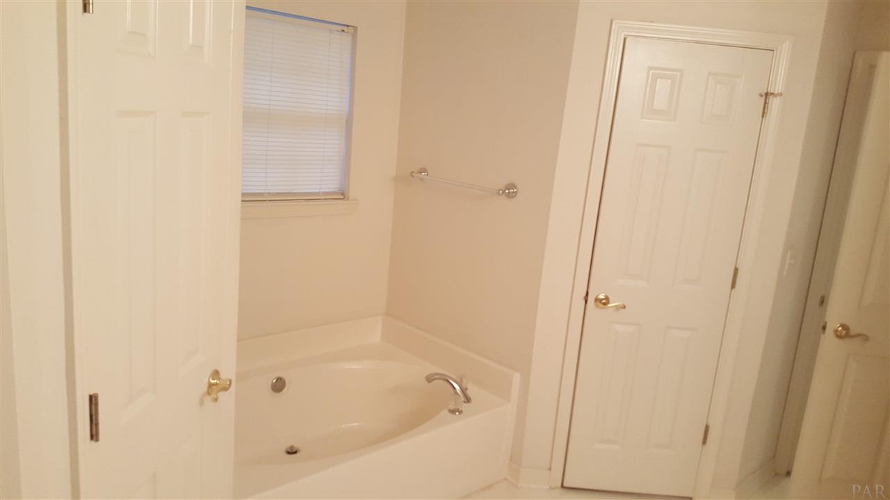 4698 Ridge Pointe Drive Pace, FL 32571 - Photo 11 of 12 Gallery Image 11
