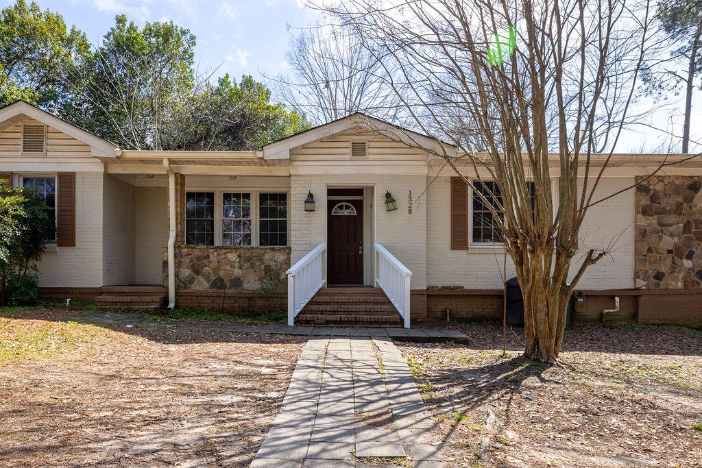 1328 Cloverdale Road Columbus, GA 31904 - Photo 1 of 25 Main View