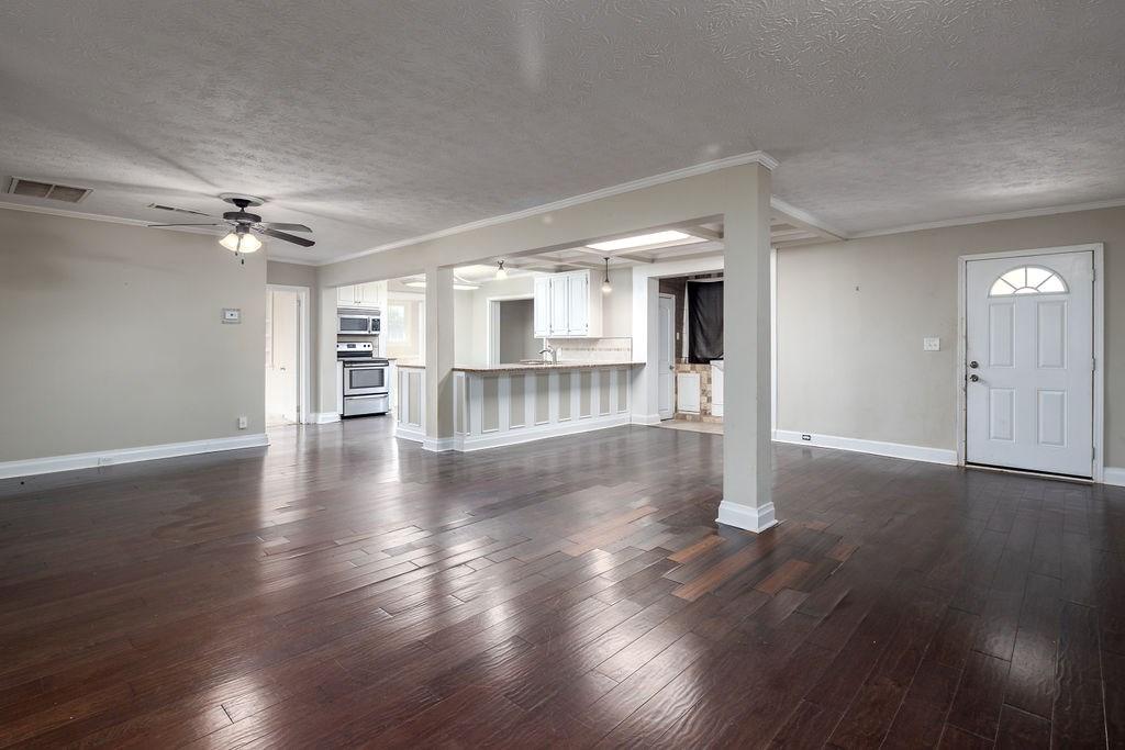 1328 Cloverdale Road Columbus, GA 31904 - Photo 12 of 25 Gallery Image 12