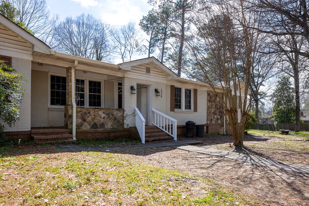 1328 Cloverdale Road Columbus, GA 31904 - Photo 5 of 25 Gallery Image 5