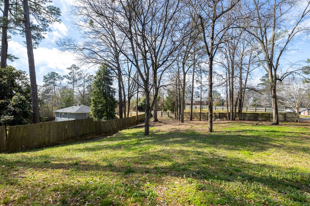 1328 Cloverdale Road Columbus, GA 31904 - Photo 9 of 25 Gallery Image 9