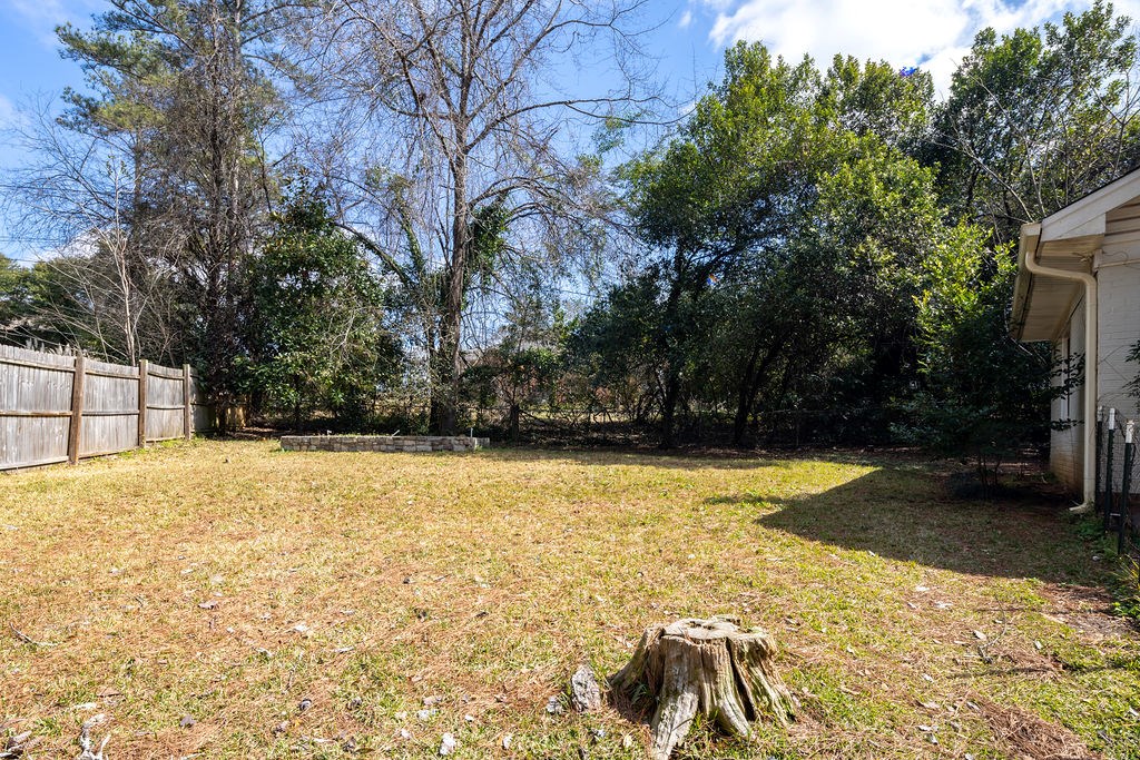 1328 Cloverdale Road Columbus, GA 31904 - Photo 10 of 25 Gallery Image 10