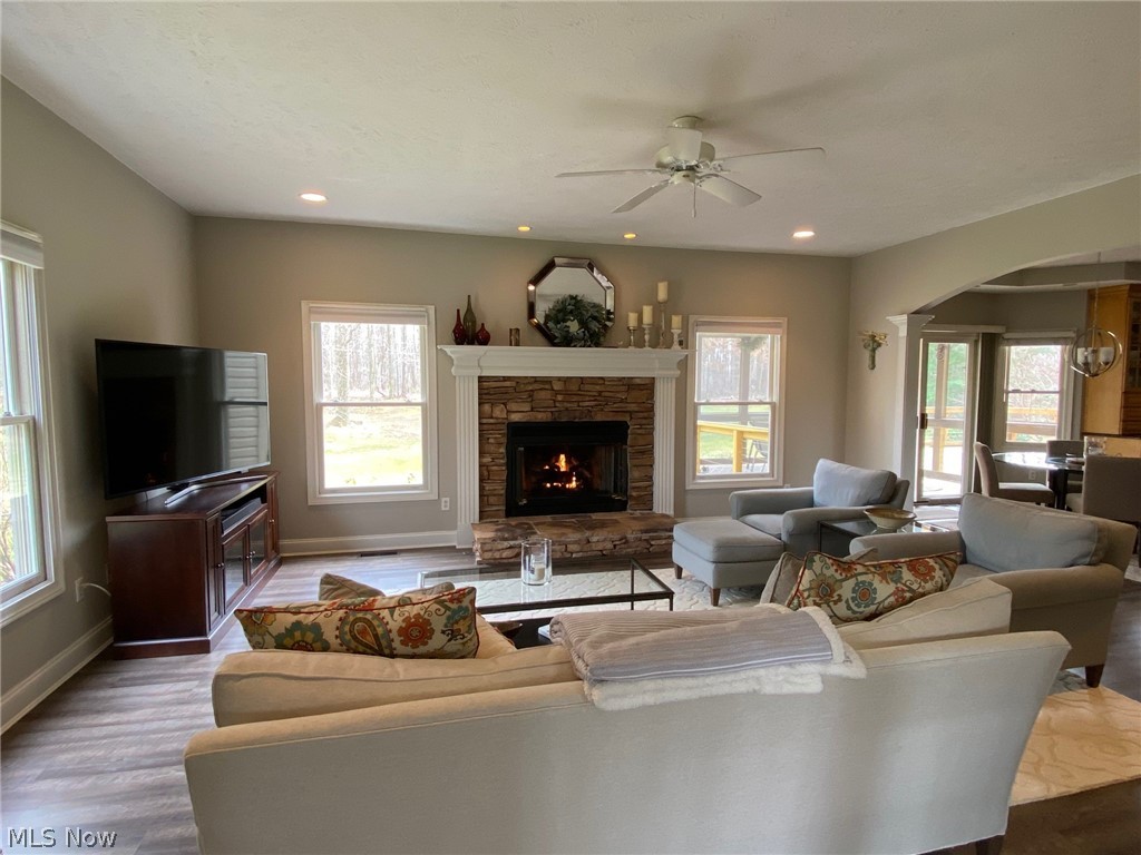 9475 Roryanna Drive Chardon, OH 44024 - Photo 11 of 35 Gallery Image 11
