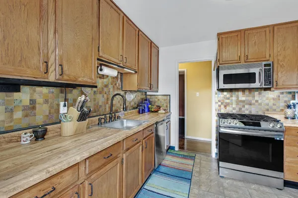 $1,150,000 | 1184 Escalero Avenue, Pacifica, CA 94044