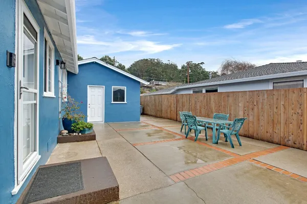 $1,150,000 | 1184 Escalero Avenue, Pacifica, CA 94044