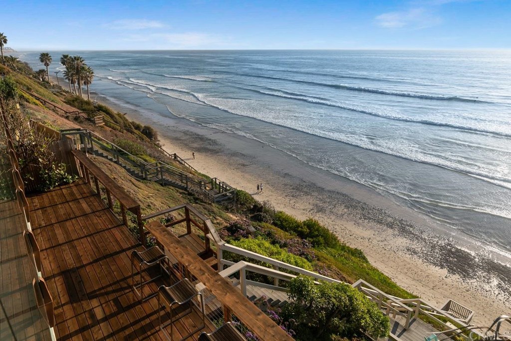 1350 Neptune Avenue Encinitas, CA 92024 - Photo 2 of 2