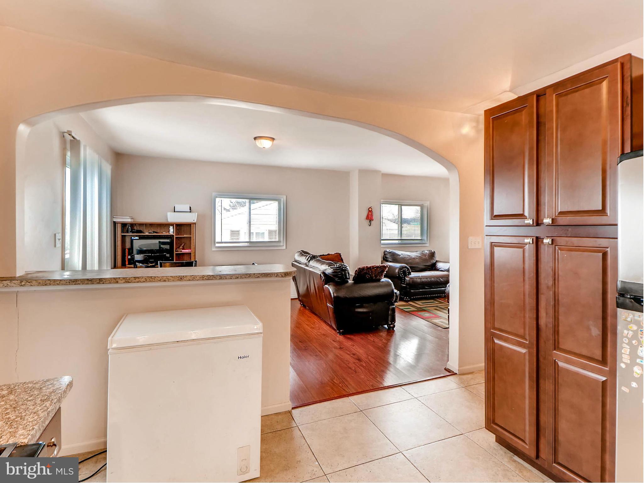 7312 Windsor Mill Road Baltimore, MD 21244 - Photo 7 of 26 Kitchen