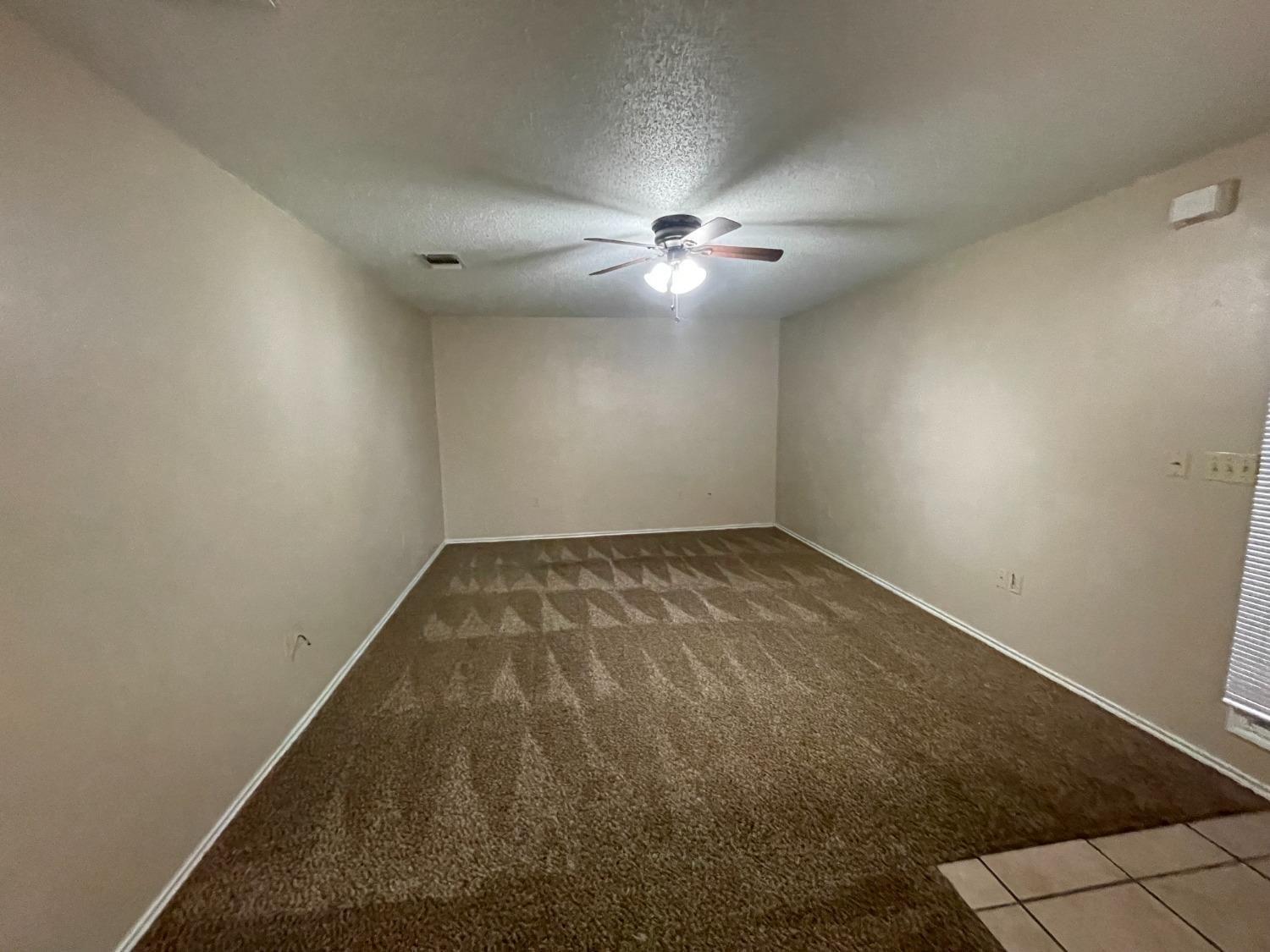 5827 6th Street Lubbock, TX 79416 - Photo 6 of 14 Living Area