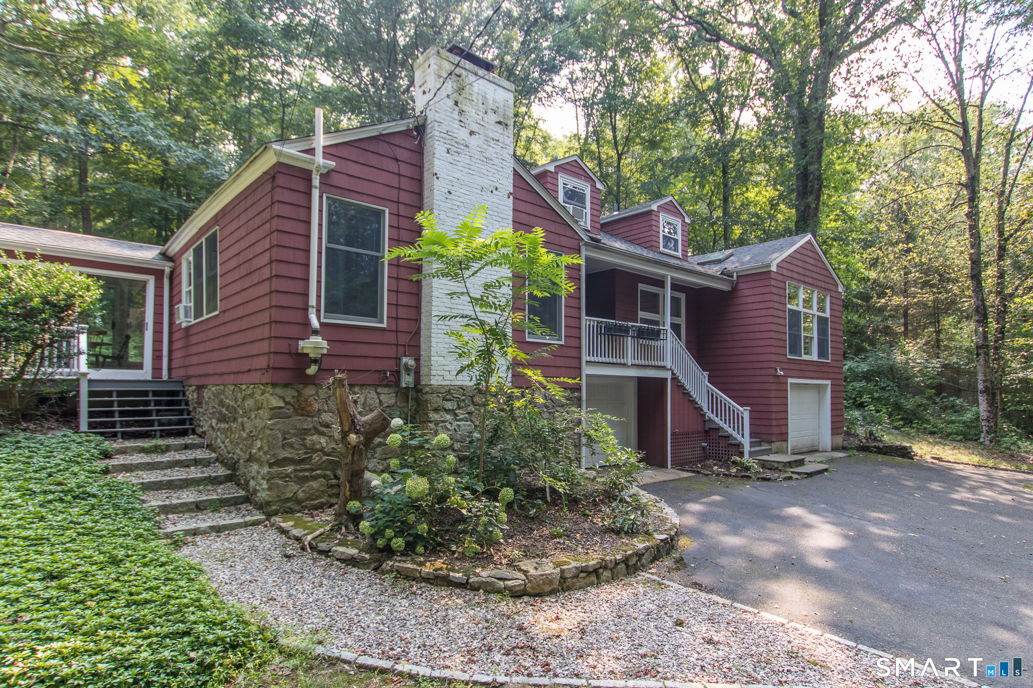 211 New Canaan Road Wilton, CT 06897 - Photo 7 of 40