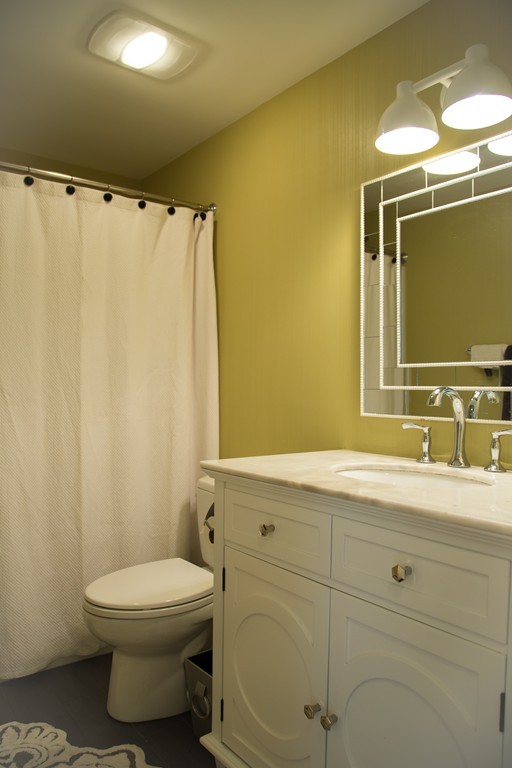 133 Brewster Road Waltham, MA 02451 - Photo 9 of 23