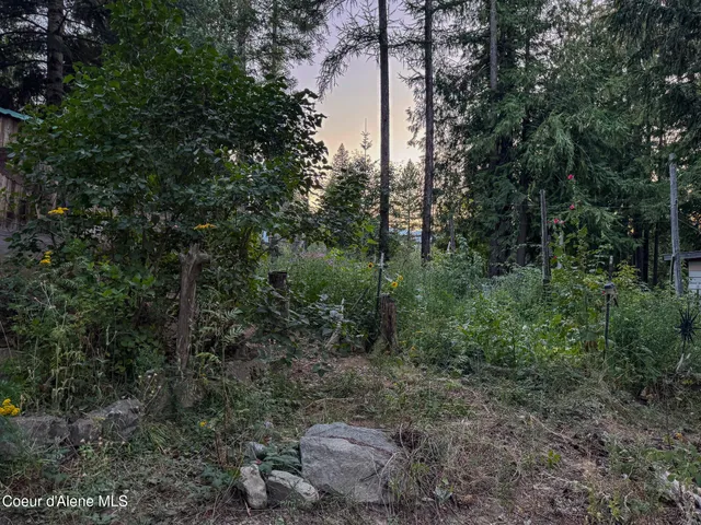 $450,000 | 2058 Southside School Road, Cocolalla, ID 83813