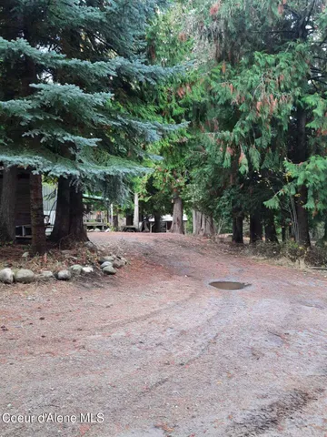$450,000 | 2058 Southside School Road, Cocolalla, ID 83813
