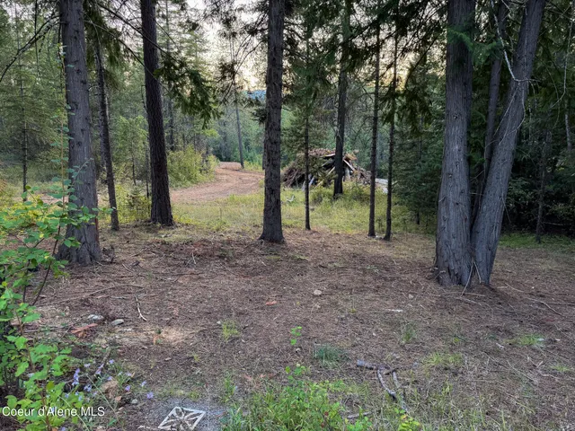 $450,000 | 2058 Southside School Road, Cocolalla, ID 83813