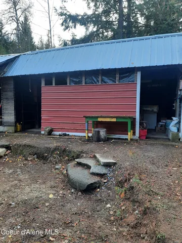 $450,000 | 2058 Southside School Road, Cocolalla, ID 83813