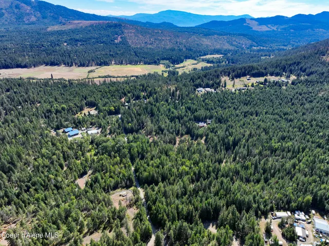 $450,000 | 2058 Southside School Road, Cocolalla, ID 83813