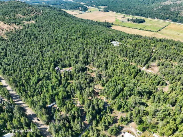 $450,000 | 2058 Southside School Road, Cocolalla, ID 83813
