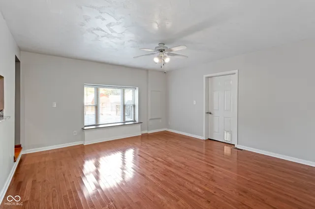 $480,000 | 11994 Greenfield Road, Zionsville, IN 46077