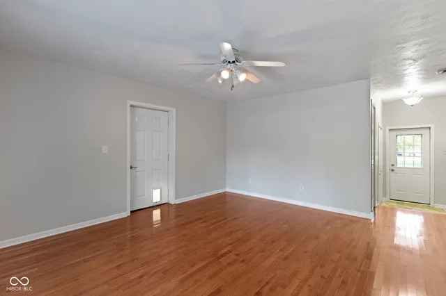 $480,000 | 11994 Greenfield Road, Zionsville, IN 46077