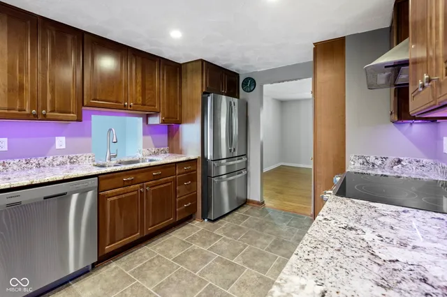 $480,000 | 11994 Greenfield Road, Zionsville, IN 46077