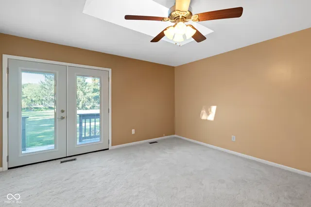 $480,000 | 11994 Greenfield Road, Zionsville, IN 46077