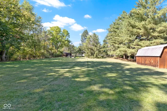 $480,000 | 11994 Greenfield Road, Zionsville, IN 46077