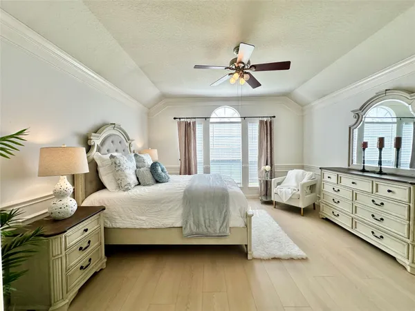 $2,200 | 5822 Carta Valley Lane, Richmond, TX 77469