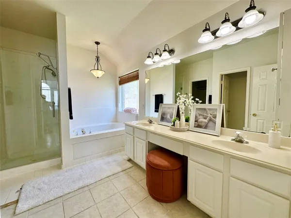 $2,200 | 5822 Carta Valley Lane, Richmond, TX 77469