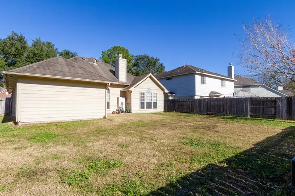 $2,200 | 5822 Carta Valley Lane, Richmond, TX 77469