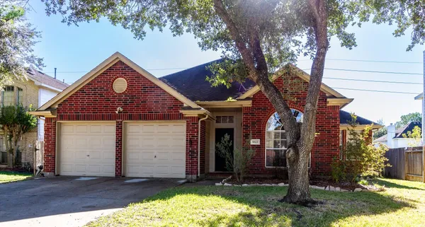$2,200 | 5822 Carta Valley Lane, Richmond, TX 77469
