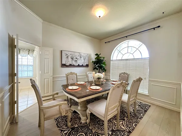 $2,200 | 5822 Carta Valley Lane, Richmond, TX 77469