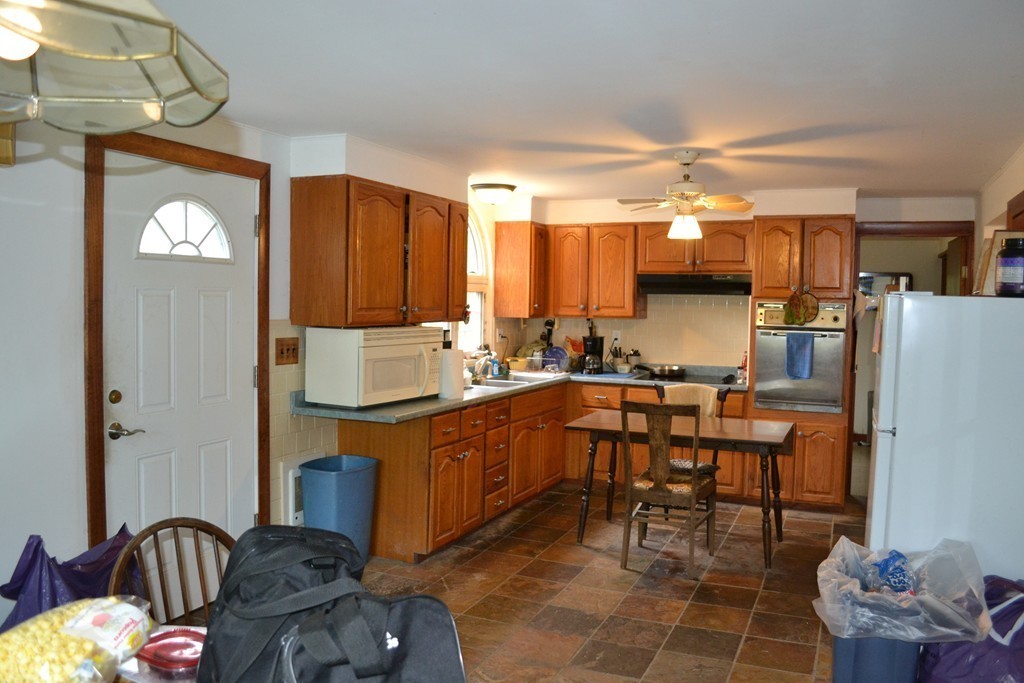 4 Sunset Hill Road Gloucester, MA 01930 - Photo 9 of 20 Gallery Image 9